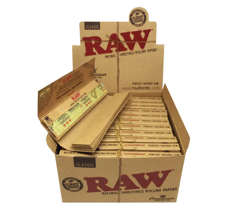 Raw with roach classic - with,